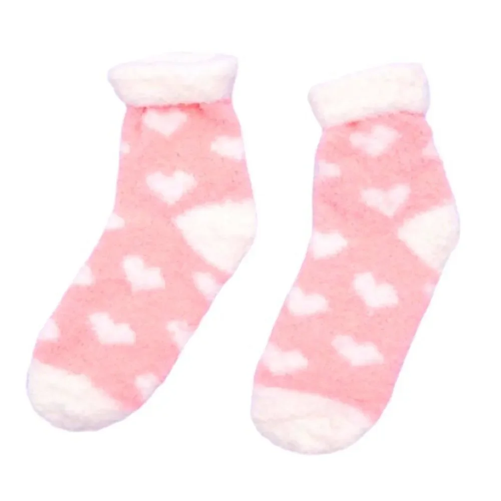 Hearts 💕 Fuzzy Socks